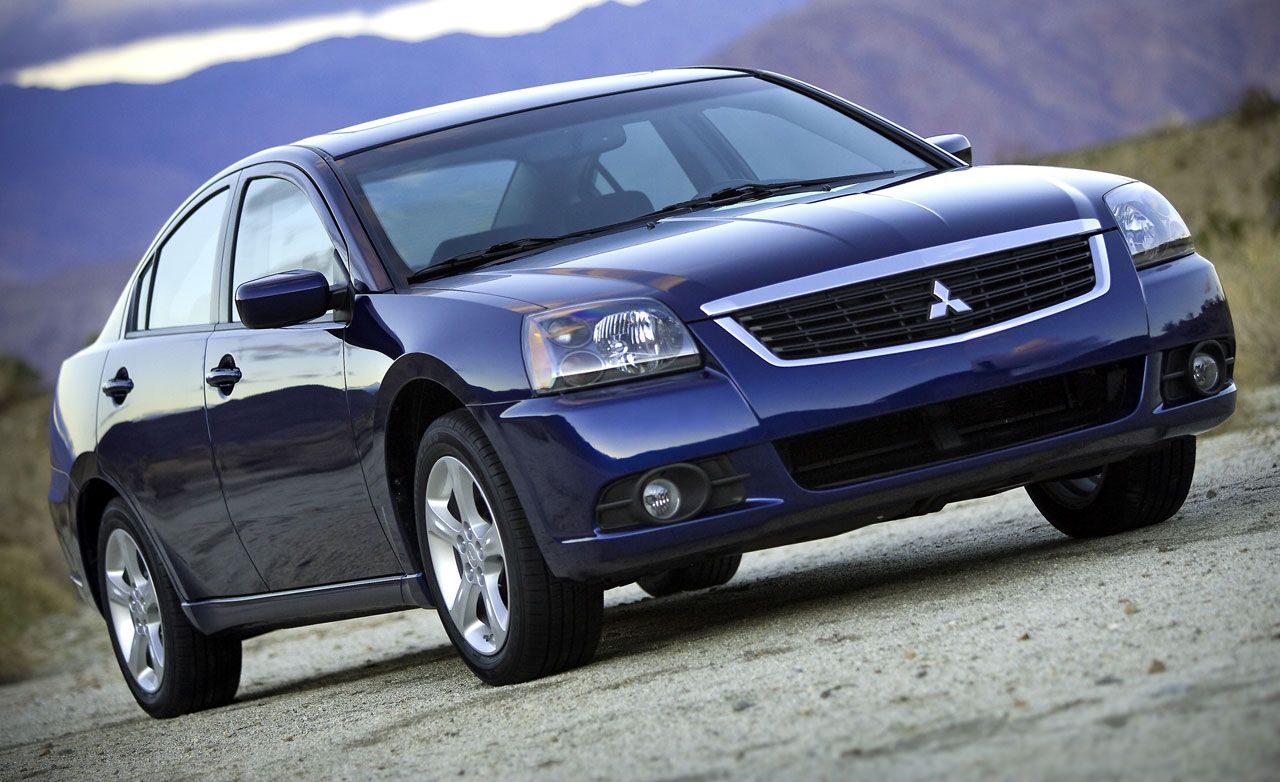 2012 Mitsubishi Galant Review, Pricing and Specs