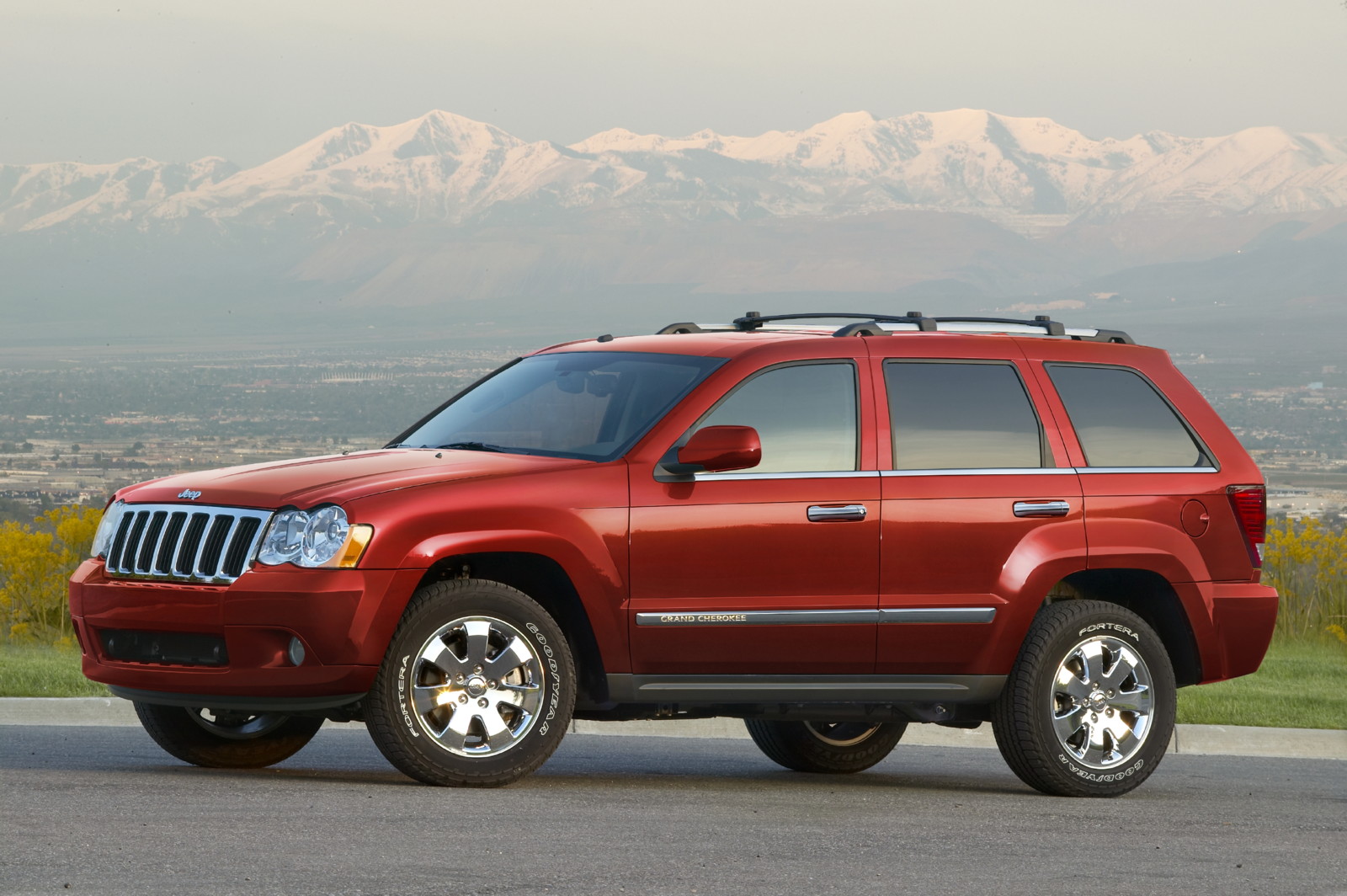 2010 Jeep Grand Cherokee Review, Ratings, Specs, Prices, and Photos - The  Car Connection