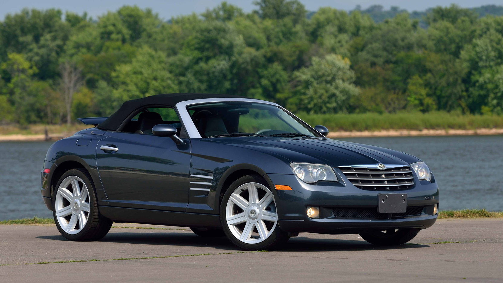 2006 Chrysler Crossfire Convertible | F146 | Chicago 2015