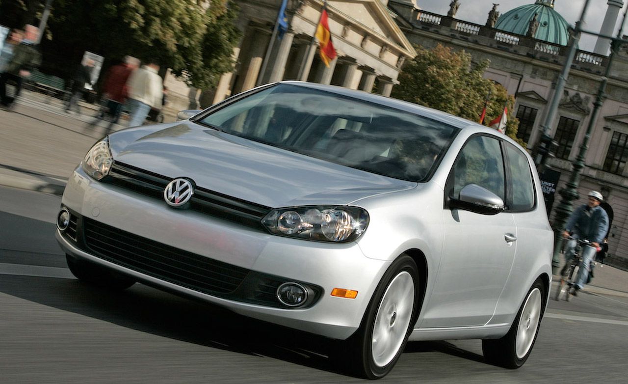 2010 Volkswagen Golf &#8211; Review &#8211; Car and Driver