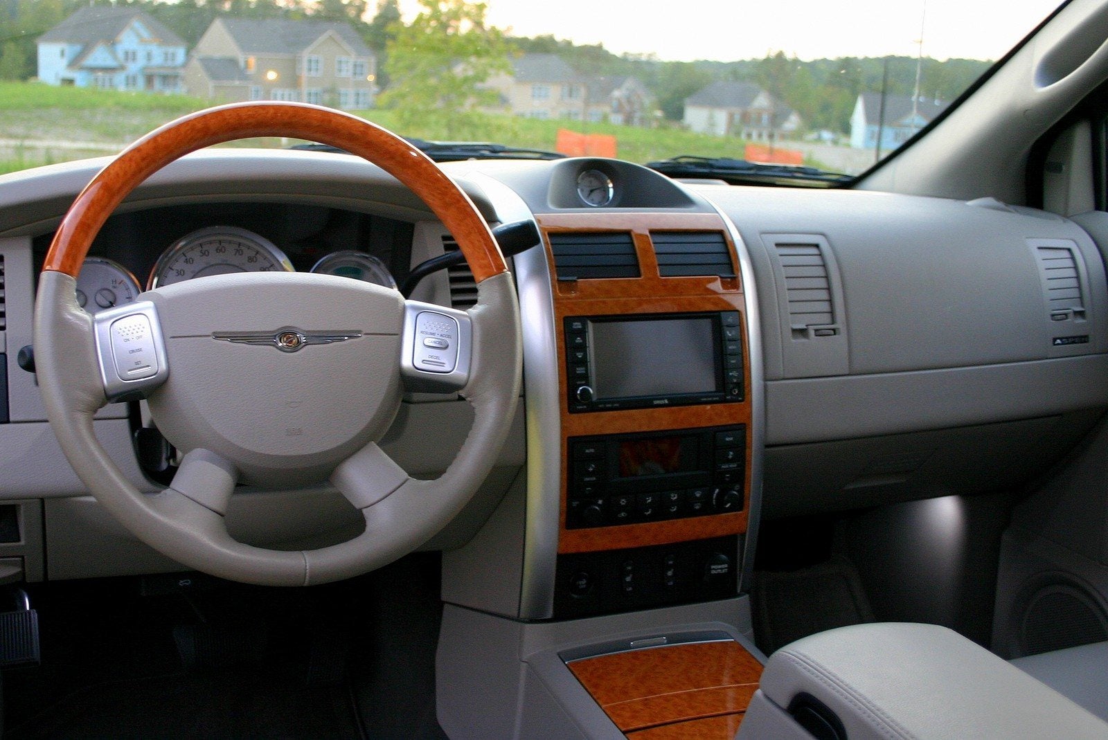 2009 Chrysler Aspen Hybrid Review