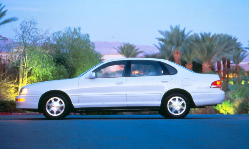 1995 - 1999 Toyota Avalon [First (1st) Generation] - Toyota USA Newsroom