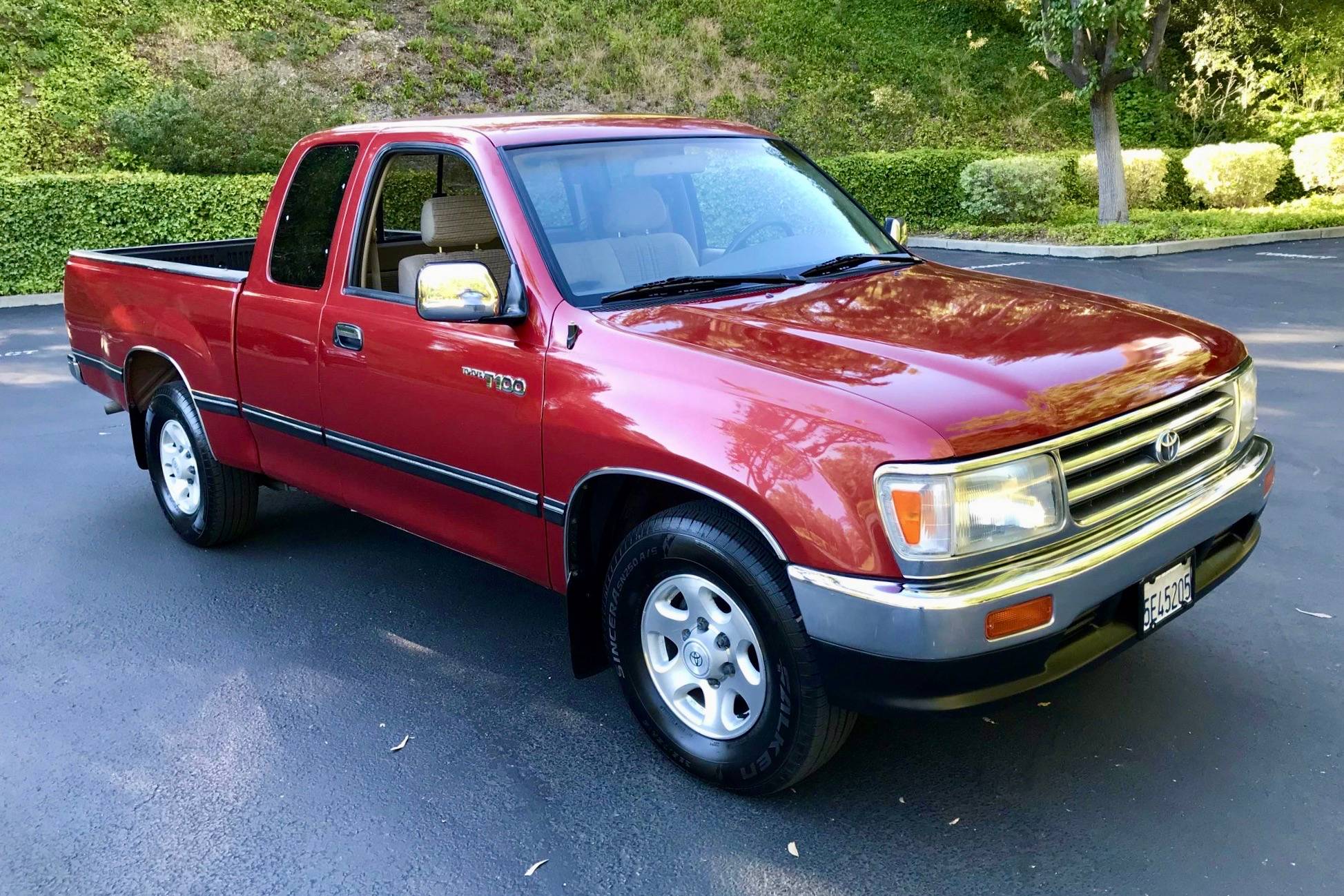1995 Toyota T100 Extended Cab SR5 auction - Cars & Bids