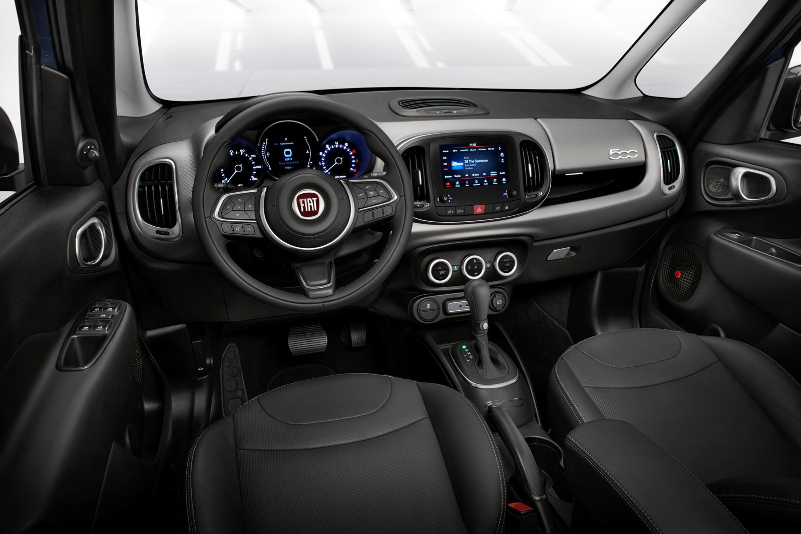 2020 Fiat 500L Interior Dimensions: Seating, Cargo Space & Trunk Size -  Photos | CarBuzz