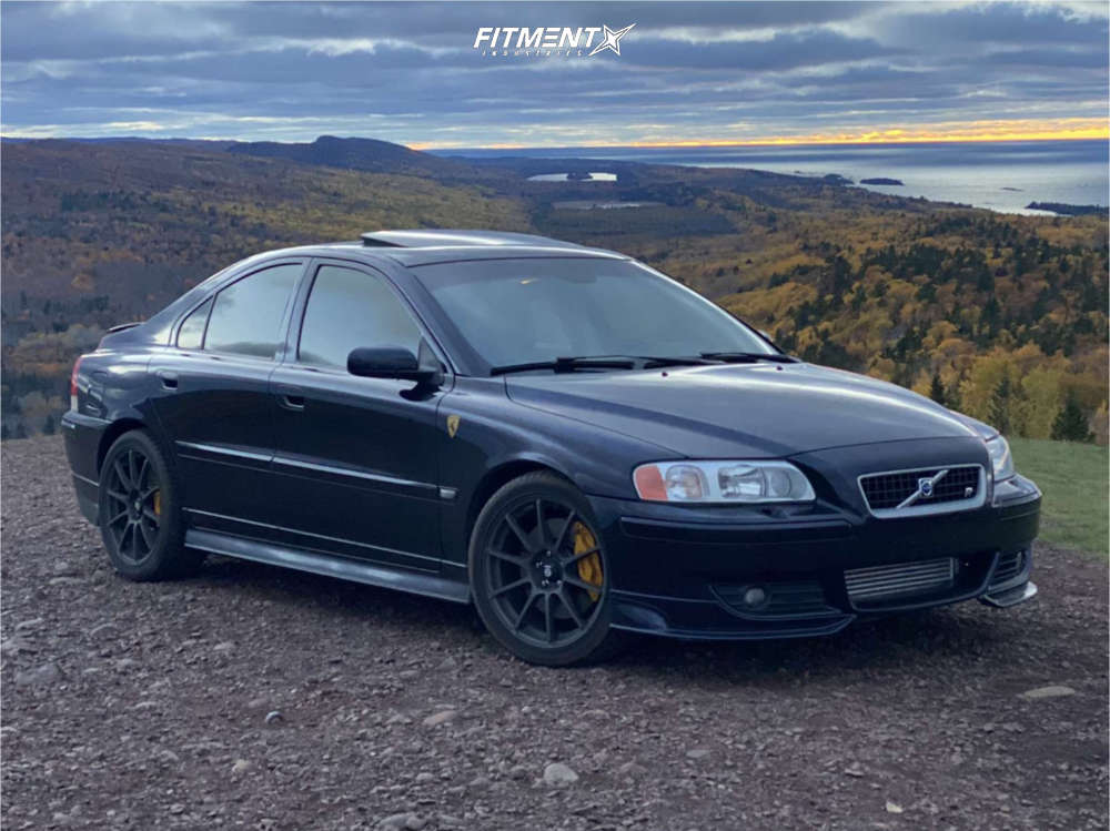 2005 Volvo S60 R with 18x8.5 Sparco Assetto Gara and Falken 245x45 on Stock  Suspension | 2043115 | Fitment Industries