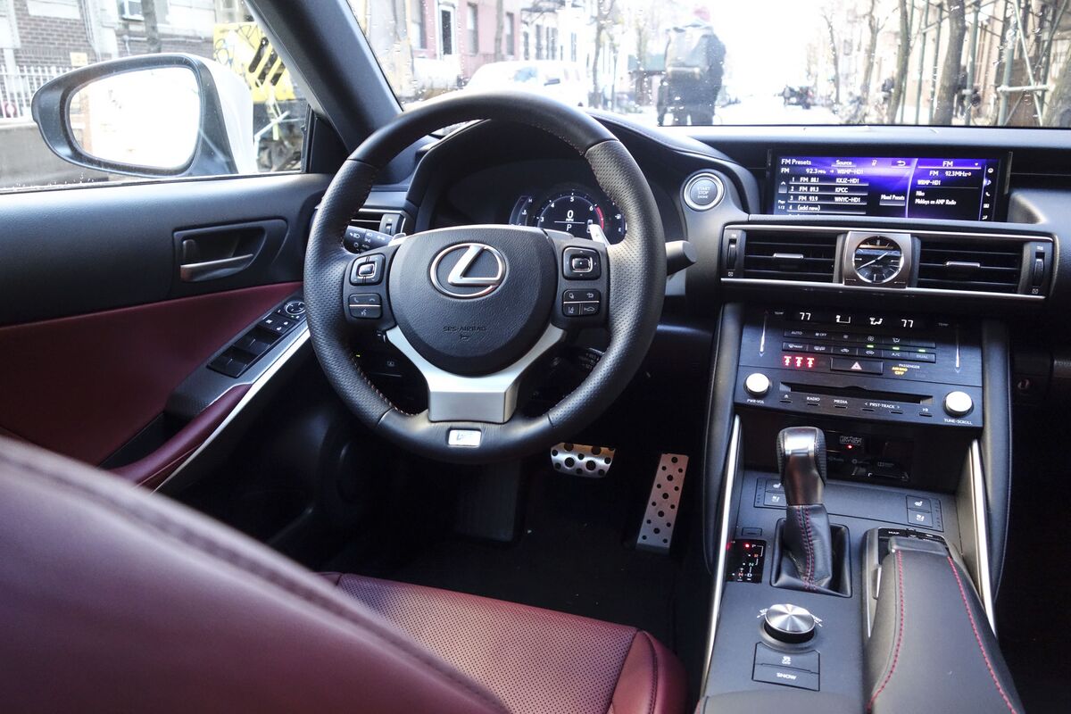 Lexus IS 200T F Sport Review - Bloomberg