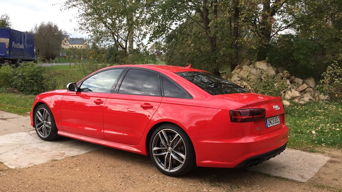 2015 Audi S6 Review - Drive