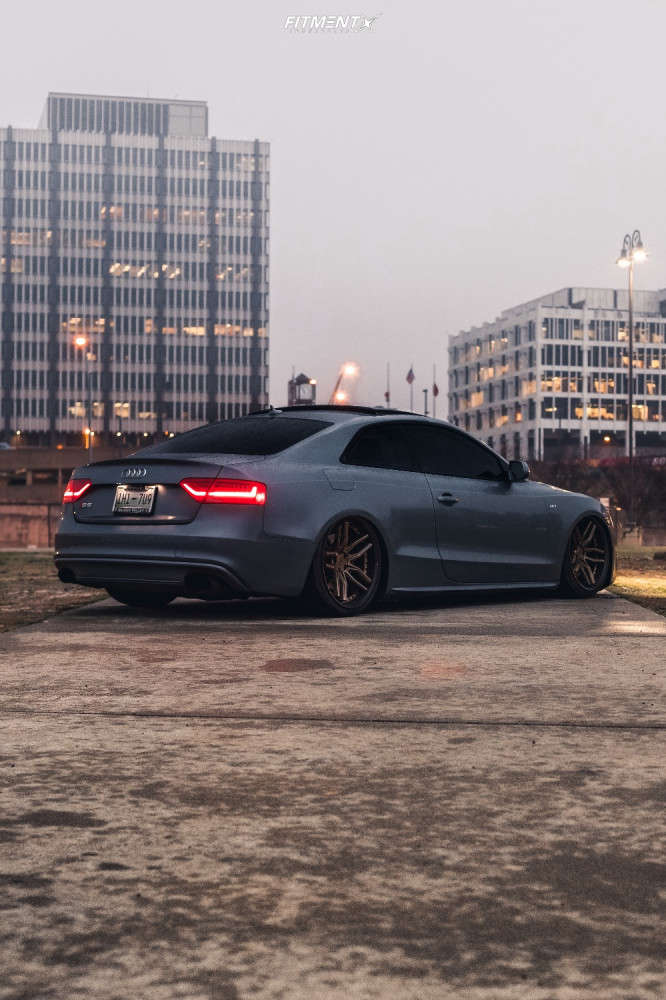 2014 Audi S5 Prestige with 20x10.5 Niche Methos and Toyo Tires 265x30 on  Air Suspension | 634244 | Fitment Industries