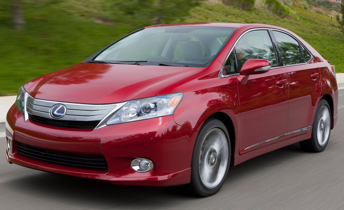 2010 Lexus HS250h Hybrid &#8211; Instrumented Test &#8211; Car and Driver