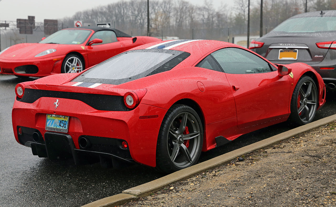File:2015 Ferrari 458 Speciale, rear right.jpg - Wikimedia Commons