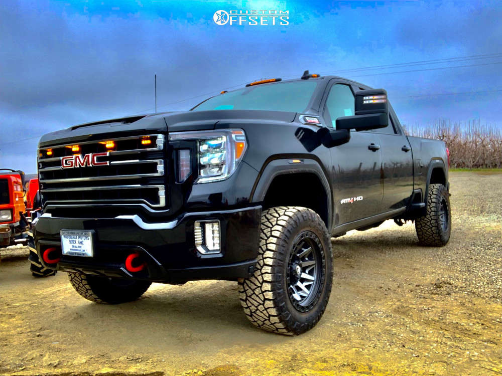 2022 GMC Sierra 3500 HD with 20x10 -18 Fuel Covert and 35/12.5R20 Nitto  Ridge Grappler and Leveling Kit | Custom Offsets