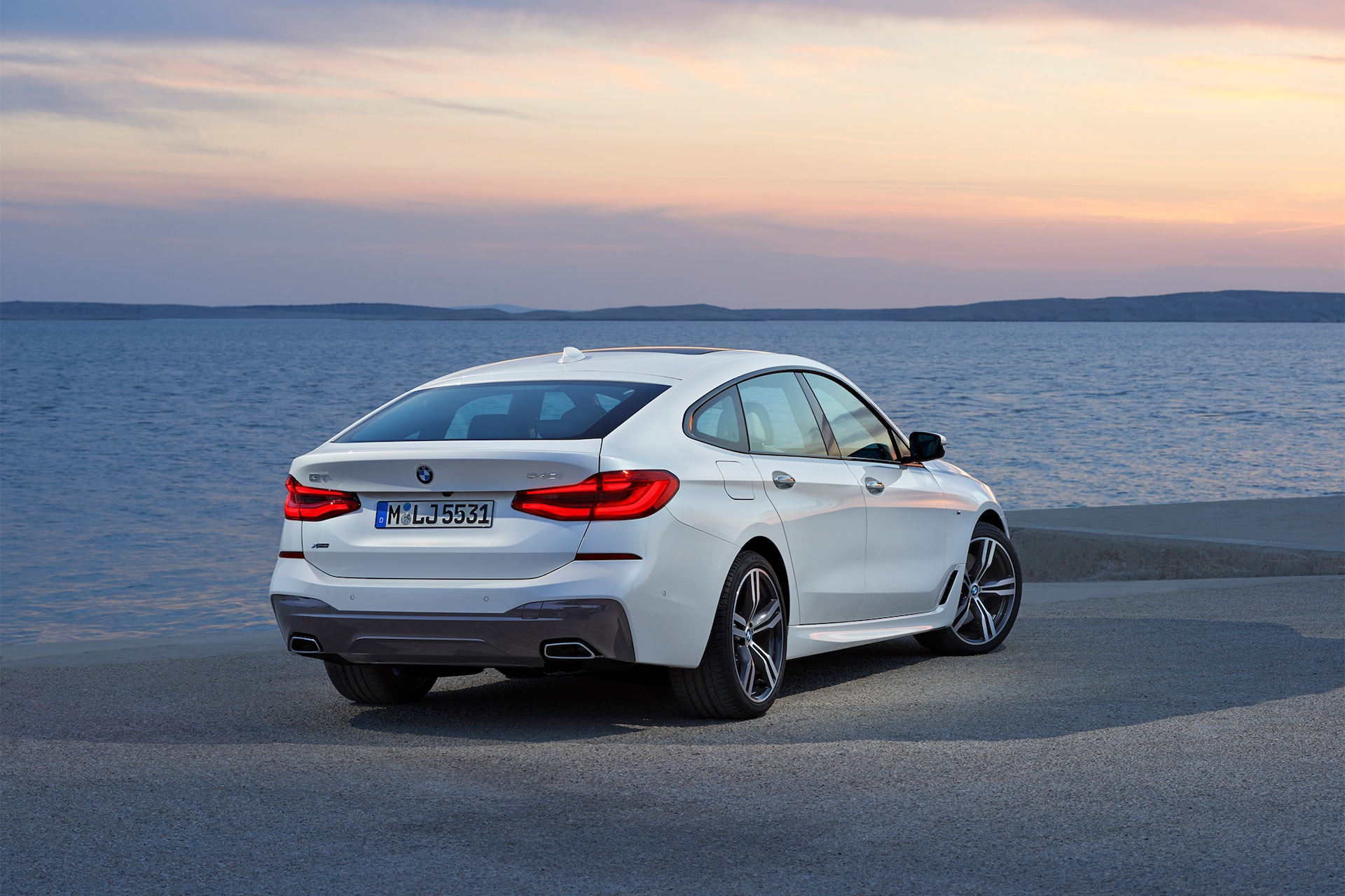 2018 BMW 640i xDrive Gran Turismo Picks up Where the 5 GT Left Off