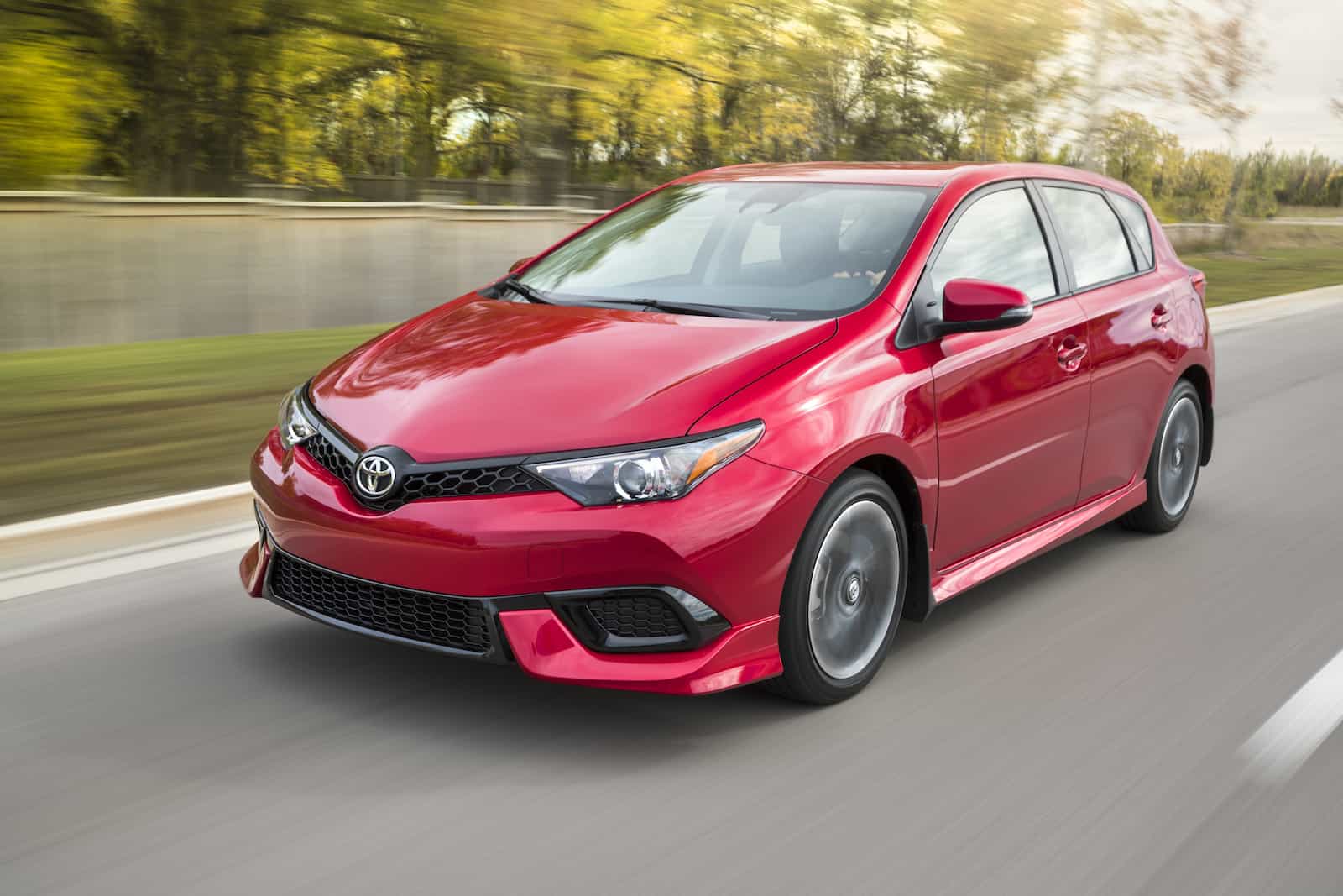 2017 Toyota Corolla iM Review | TractionLife
