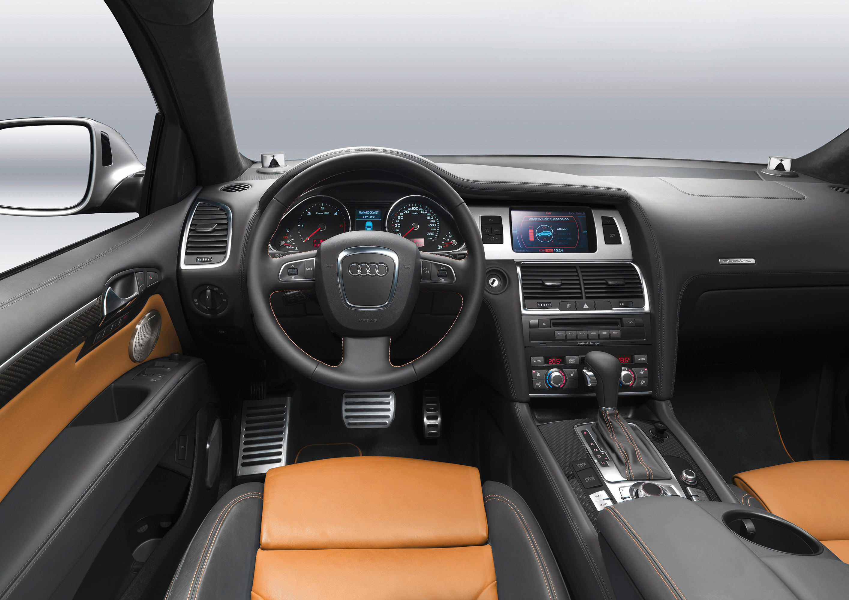Audi Q7 (2008) - picture 5 of 6