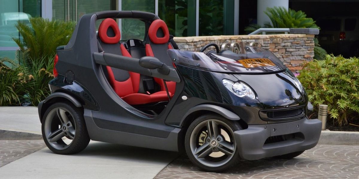You Can Buy This Ridiculous and Rare Smart Crossblade Right Now