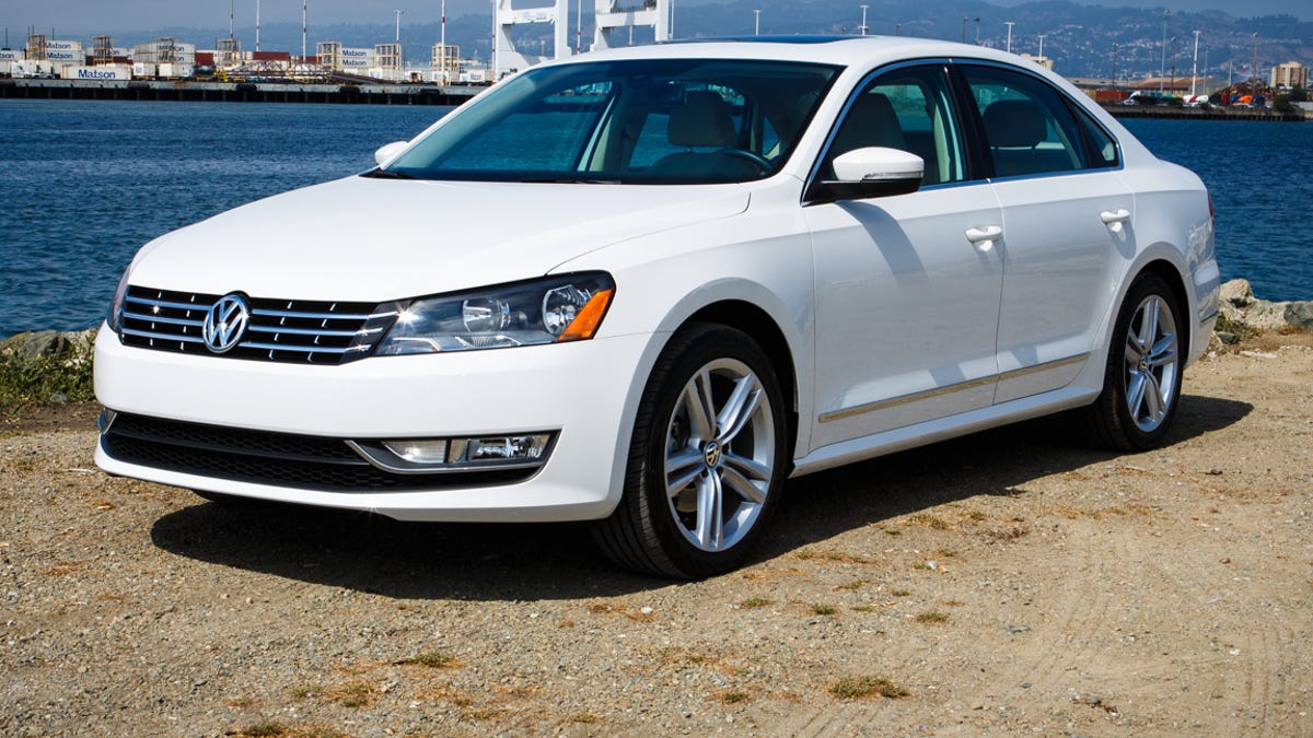 2014 Volkswagen Passat SEL Premium review: New VW Passat proves that 1.8 is  enough - CNET