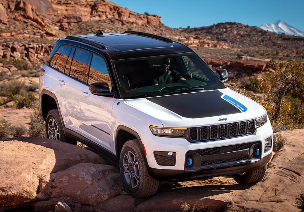 2023 Jeep® Grand Cherokee Capability - Towing Capacity