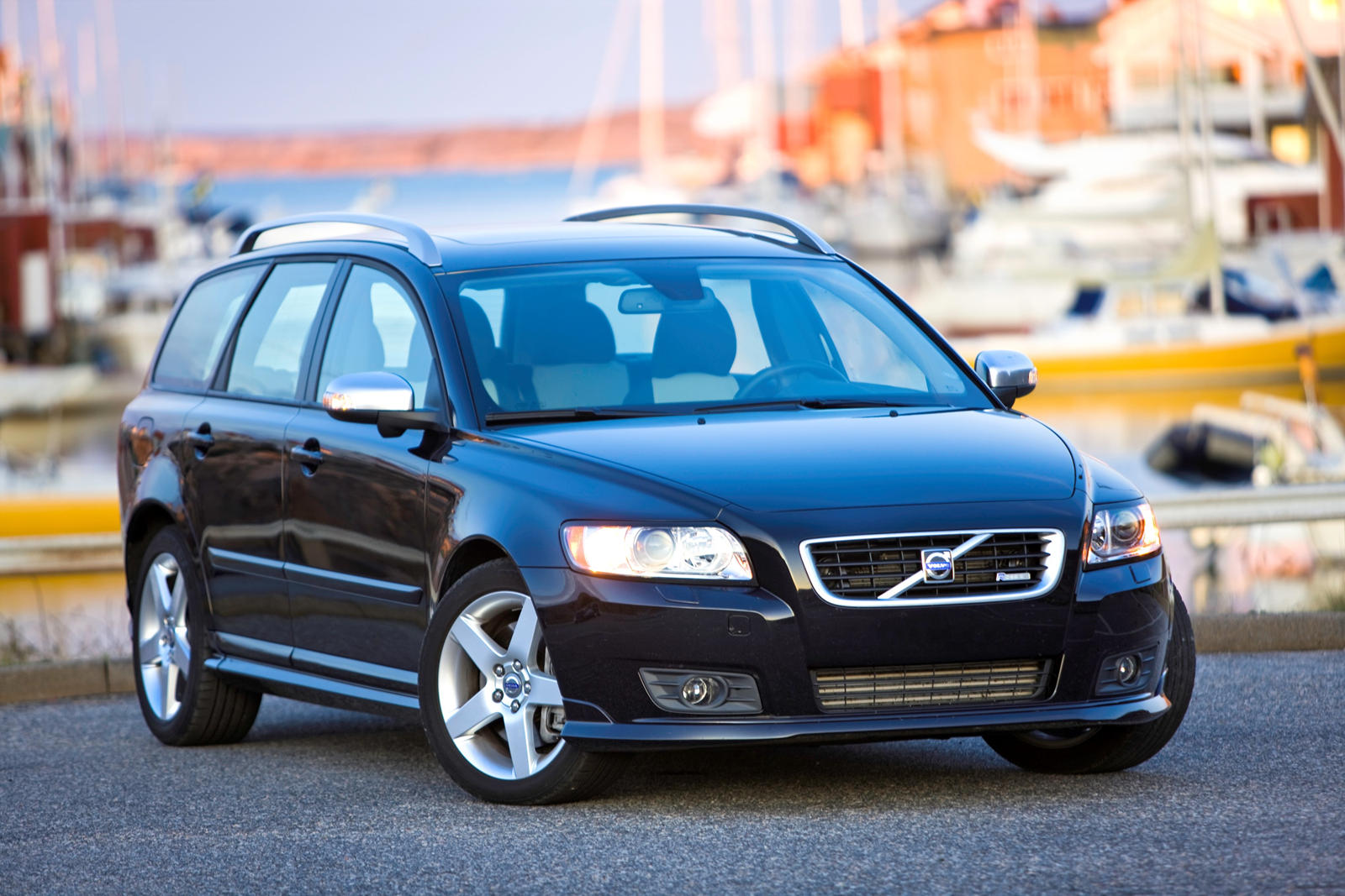 2011 Volvo V50: Review, Trims, Specs, Price, New Interior Features,  Exterior Design, and Specifications | CarBuzz