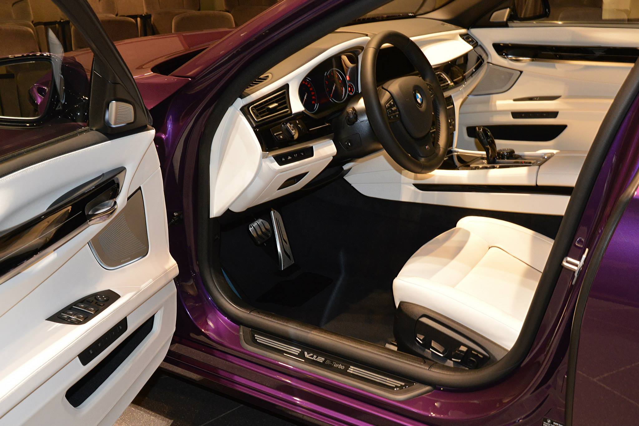2015 BMW 760Li in Twilight Purple
