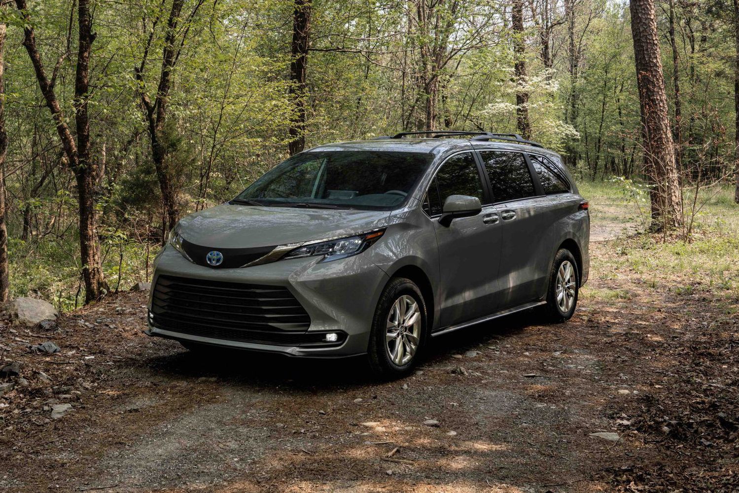2022 Toyota Sienna Review, Pricing, and Specs