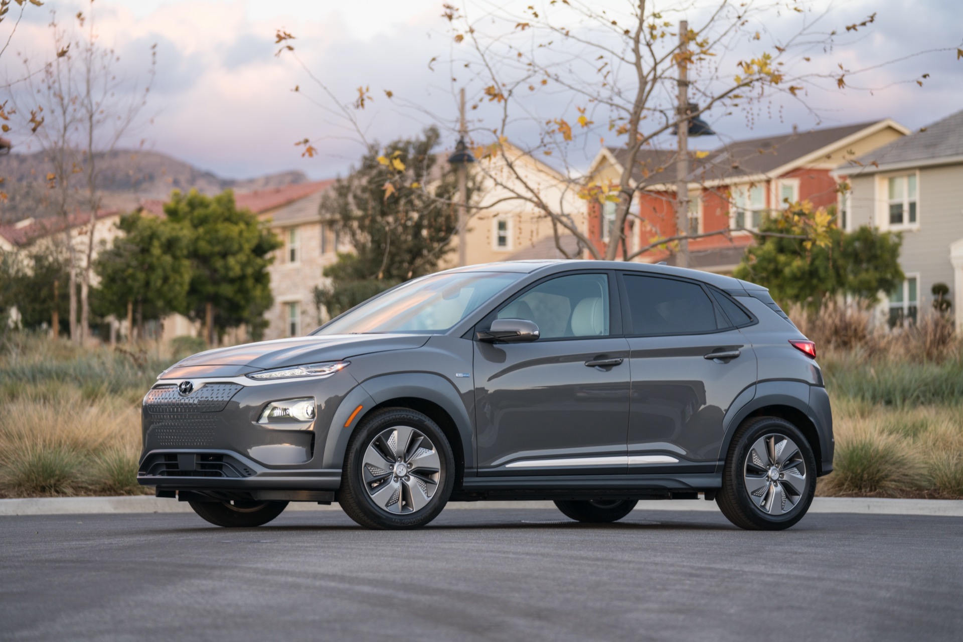 2021 Hyundai Kona Electric Review, Ratings, Specs, Prices, and Photos - The  Car Connection