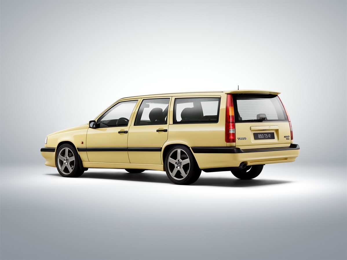 The model that aimed for the stars: the Volvo 850 celebrates its 25th  birthday - Volvo Car USA Newsroom
