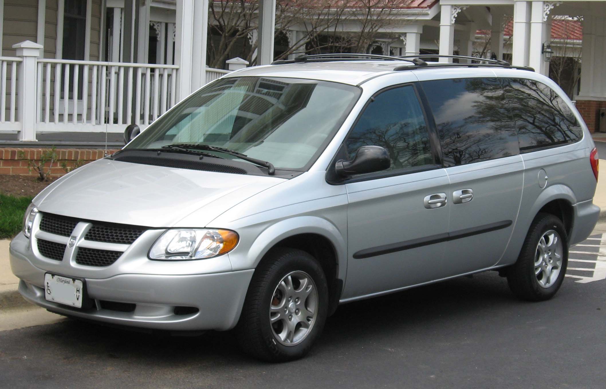 Chrysler minivans (RS) - Wikipedia