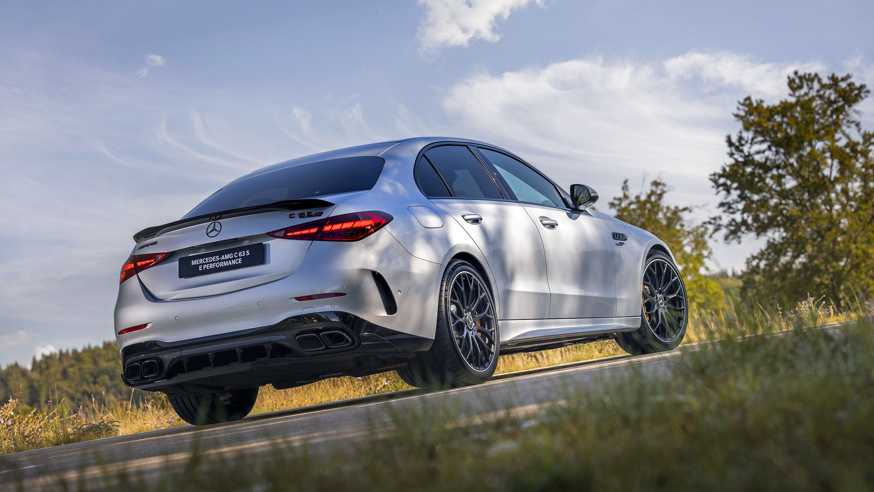 The new Mercedes-AMG C63 ditches its V8 for a 670bhp 2.0-litre hybrid | Top  Gear