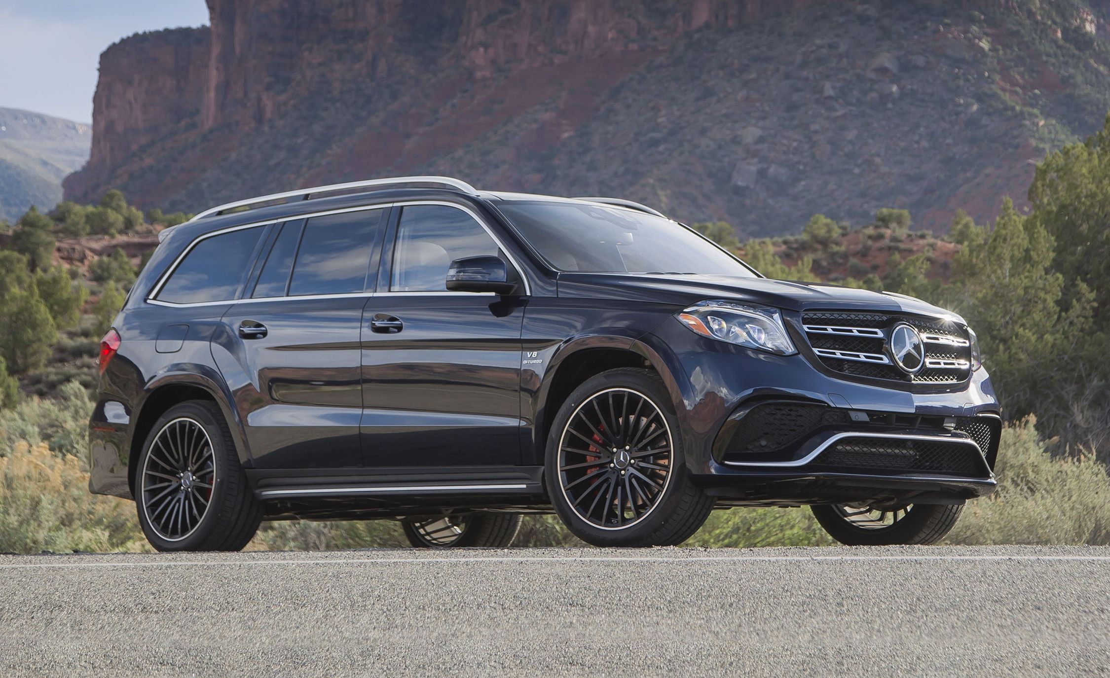 2019 Mercedes-AMG GLS63 Review, Pricing, and Specs