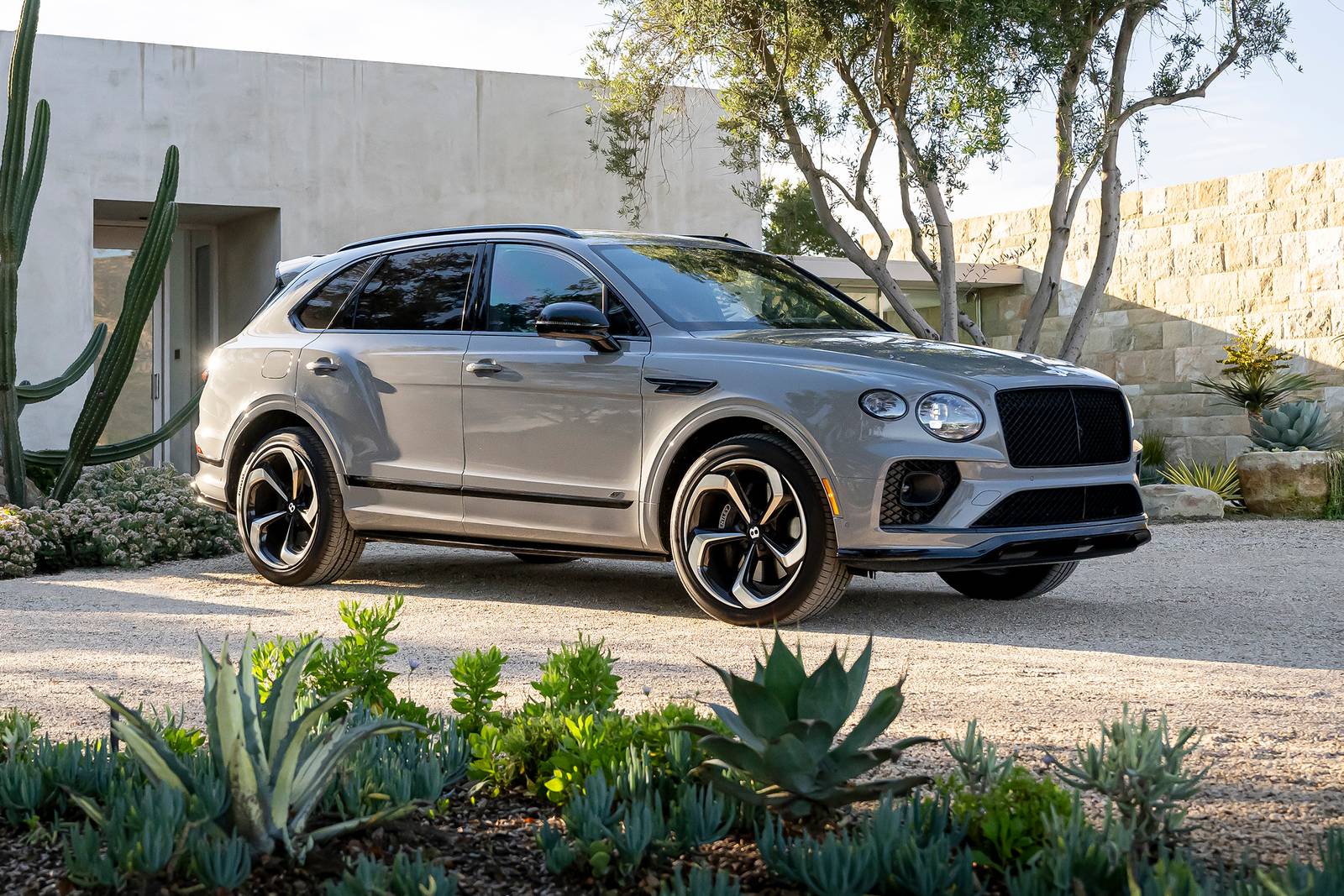 2022 Bentley Bentayga Prices, Reviews, and Pictures | Edmunds