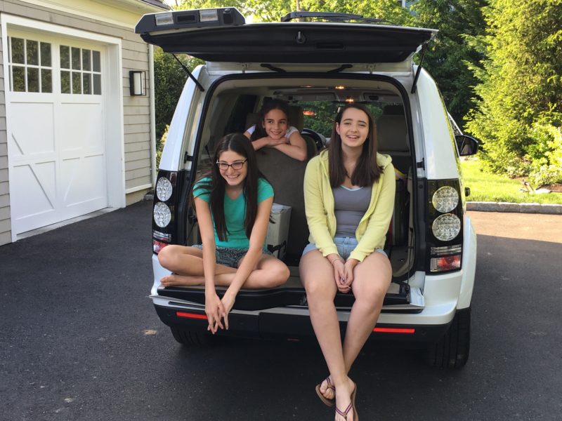 USED: 2016 Land Rover LR4 HSE Review: The Luxury of Adventure – A Girls  Guide to Cars