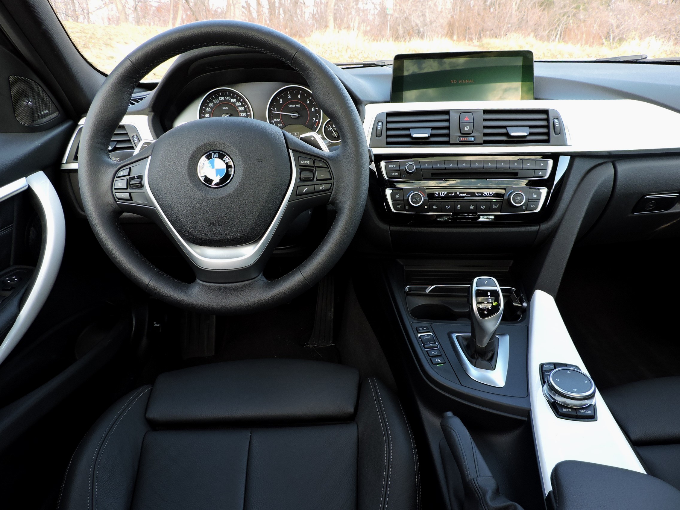 2016 BMW 328i xDrive Sports Wagon Review - AutoGuide.com
