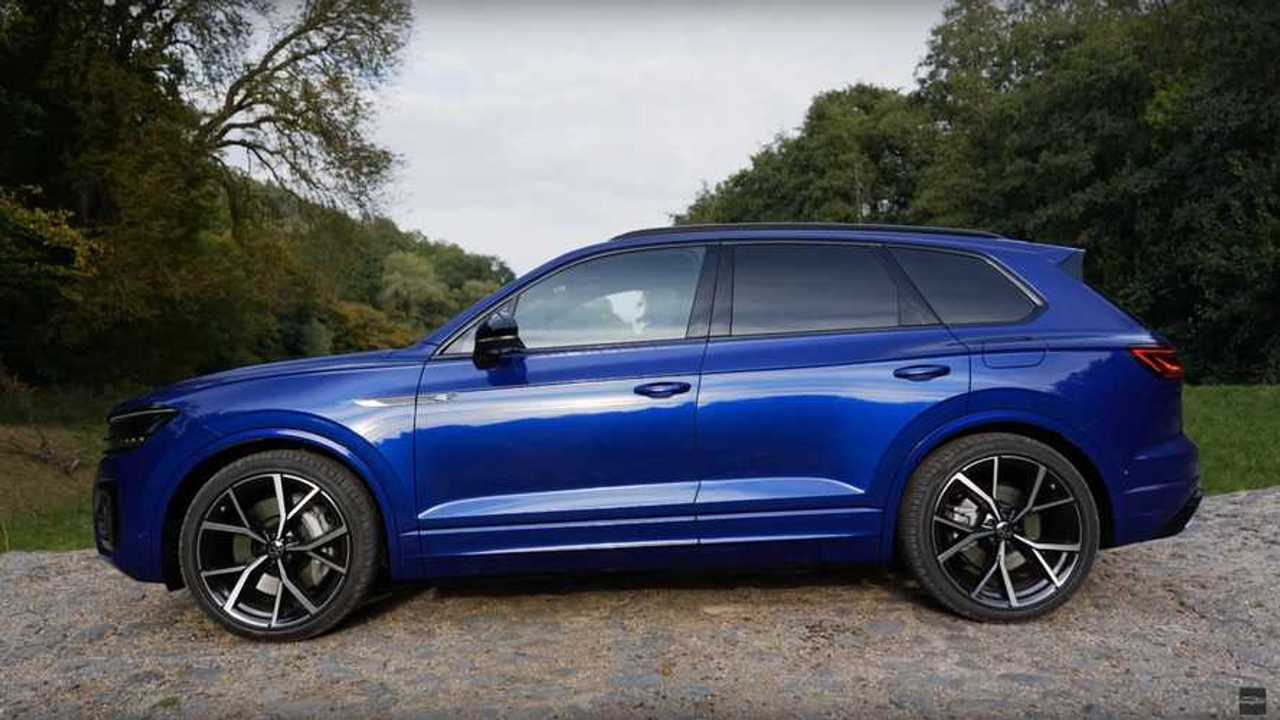 Volkswagen Touareg R PHEV Tested By Autogefühl: Video
