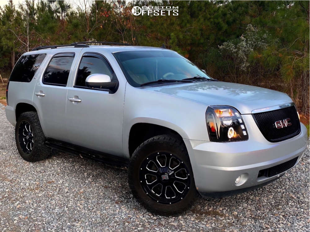 2014 GMC Yukon with 20x10 -24 XD Buck and 33/11.5R20 Nitto Ridge Grappler  and Leveling Kit | Custom Offsets
