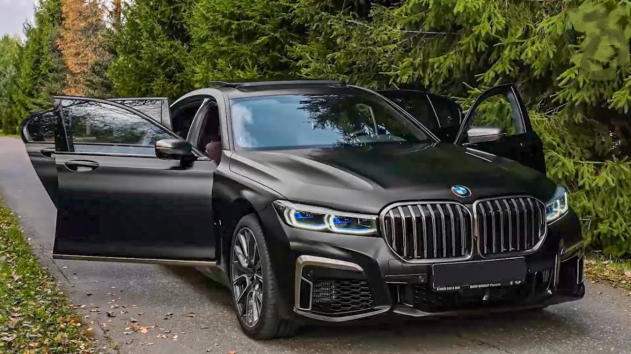 2022 BMW M760 Long V12 A luxury car - YouTube