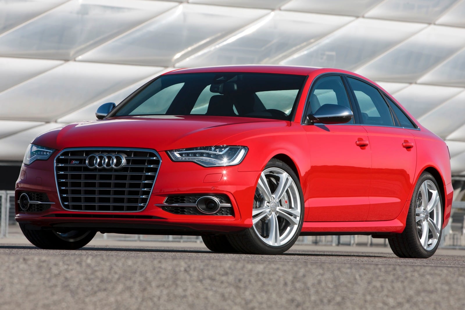 2013 Audi S6 Review & Ratings | Edmunds