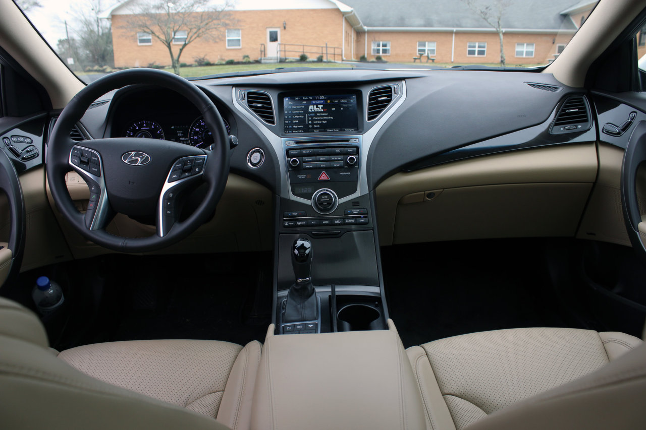 2016 Hyundai Azera Limited Review • AutoTalk