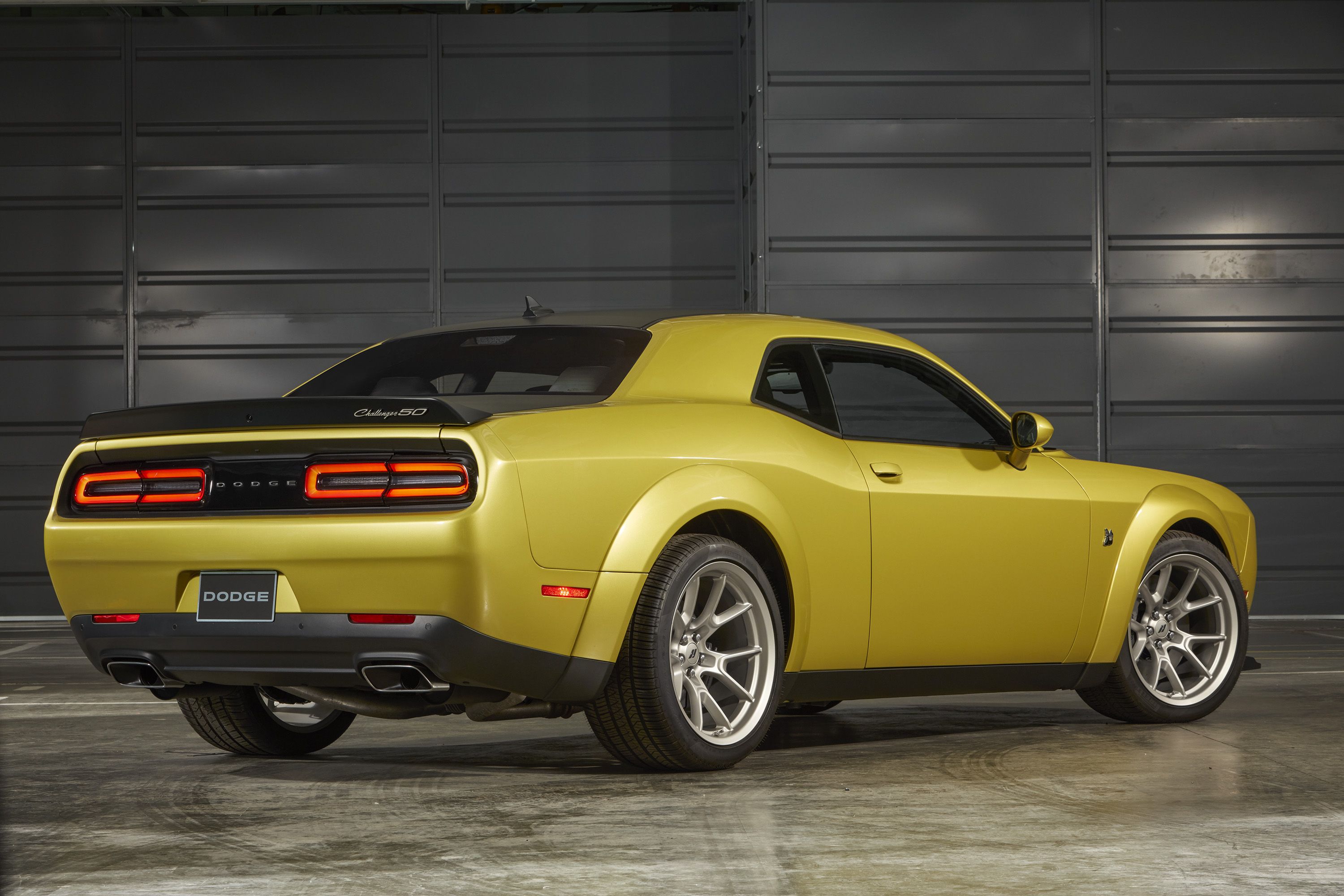 2020 Dodge Challenger Review, Pricing, and Specs