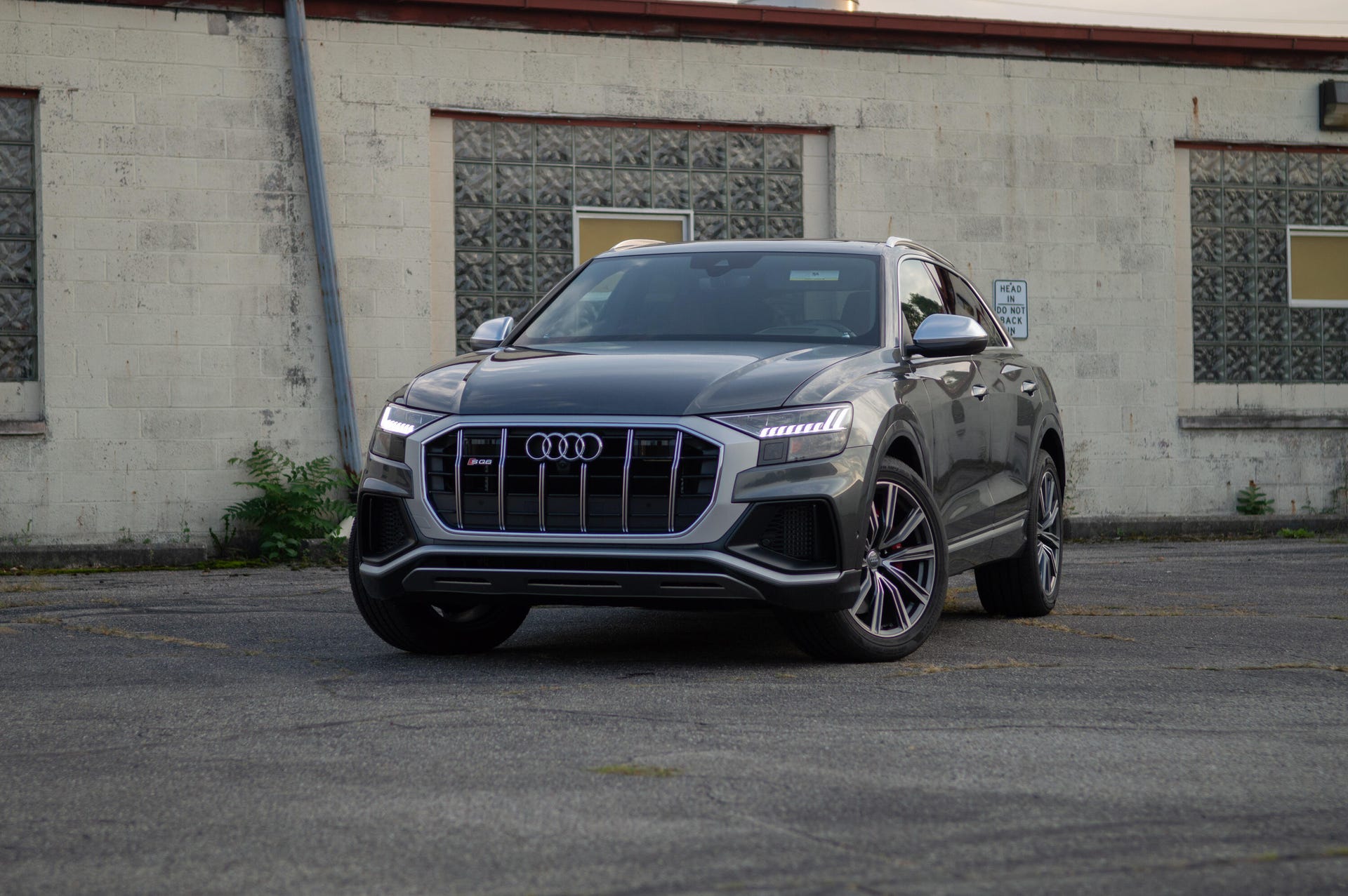 2020 Audi SQ8 review: Leather-lined linebacker - CNET