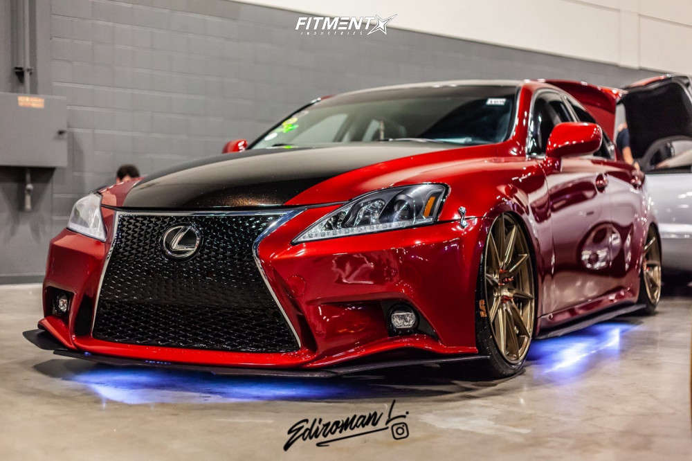2006 Lexus IS250 4dr Sedan (2.5L 6cyl 6A) with 20x9.5 F1R F101 and Vercelli  225x35 on Air Suspension | 1126137 | Fitment Industries
