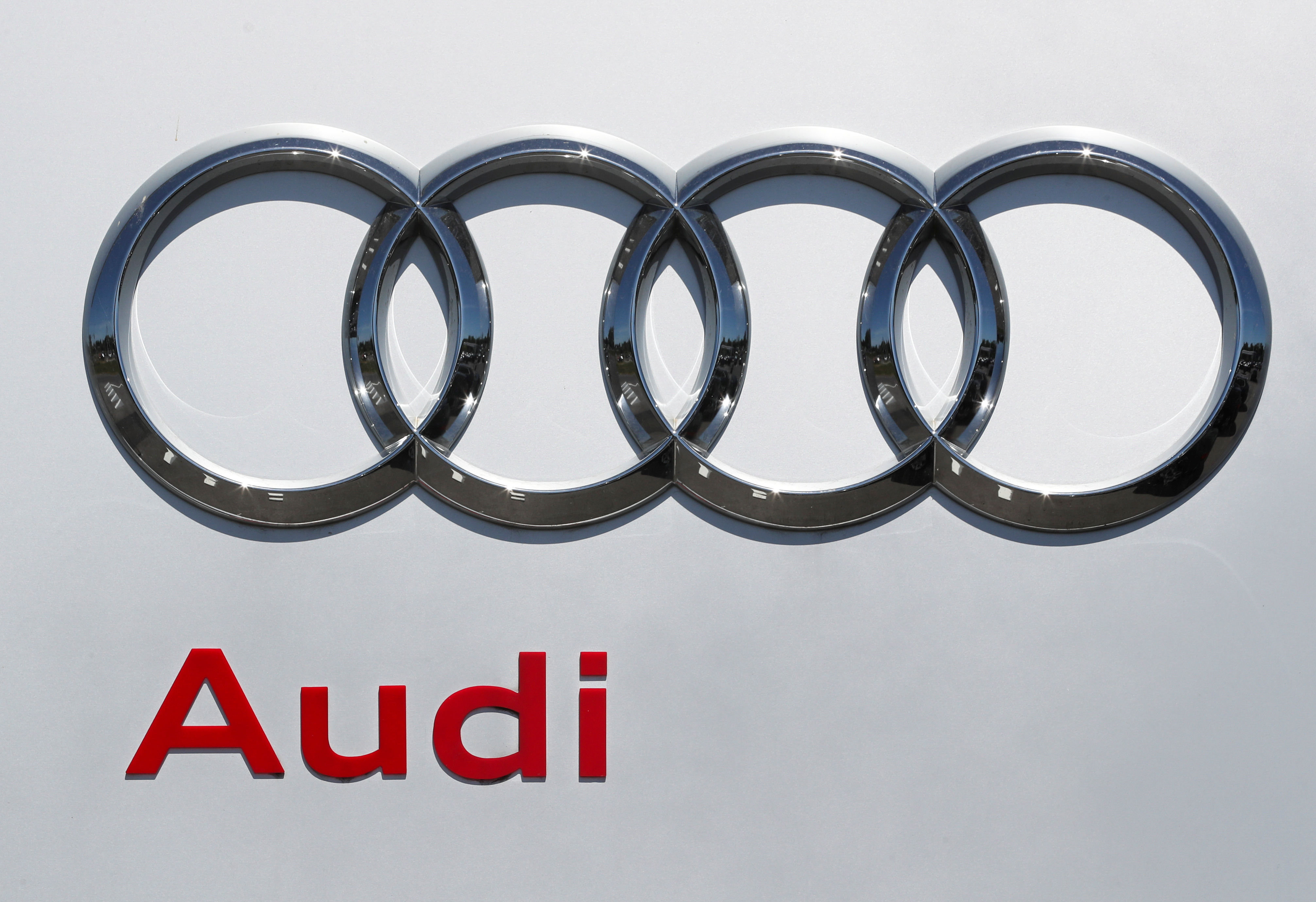 Audi of America pauses paid Twitter advertising | Reuters