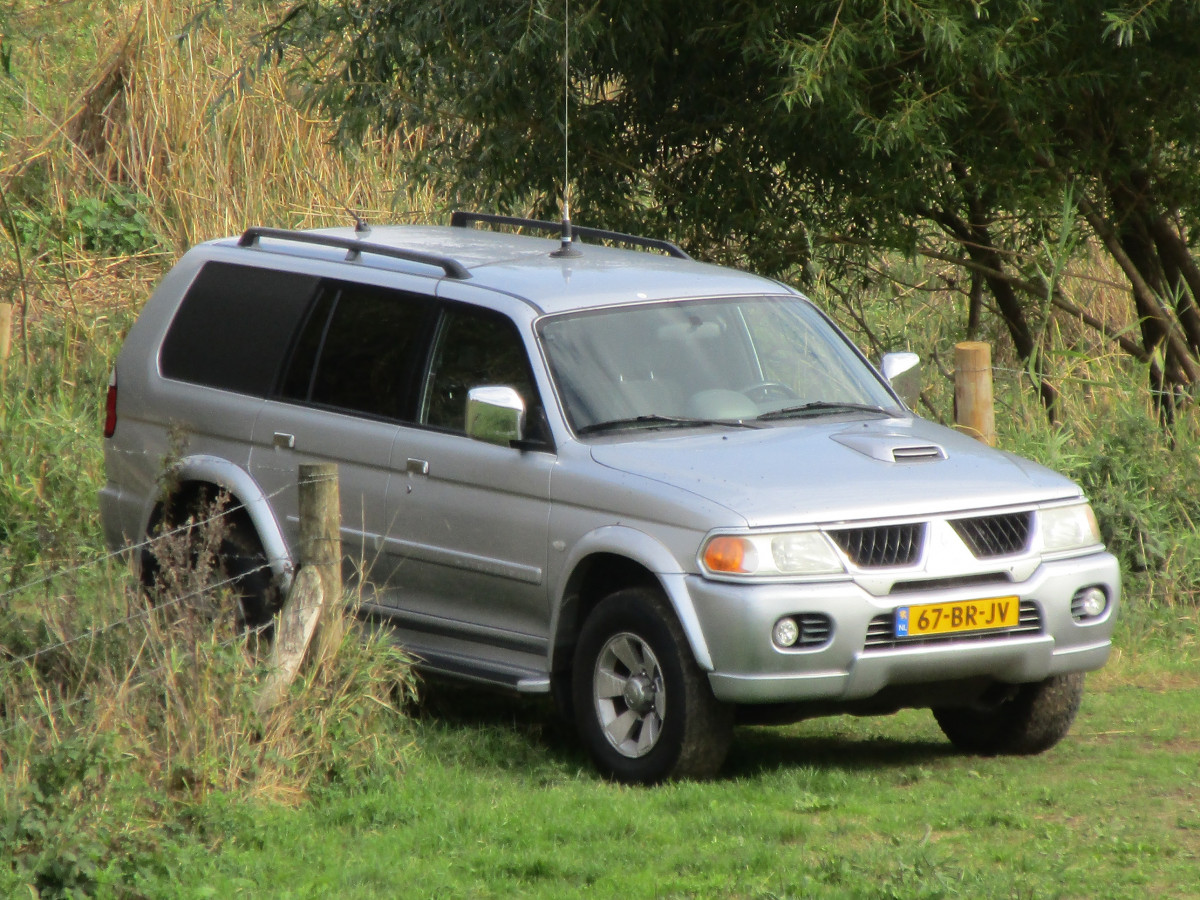 CC Global: 2004 Mitsubishi Pajero Sport 2.5 TD GLS – Forget Sport, It's All  About Utility | Curbside Classic