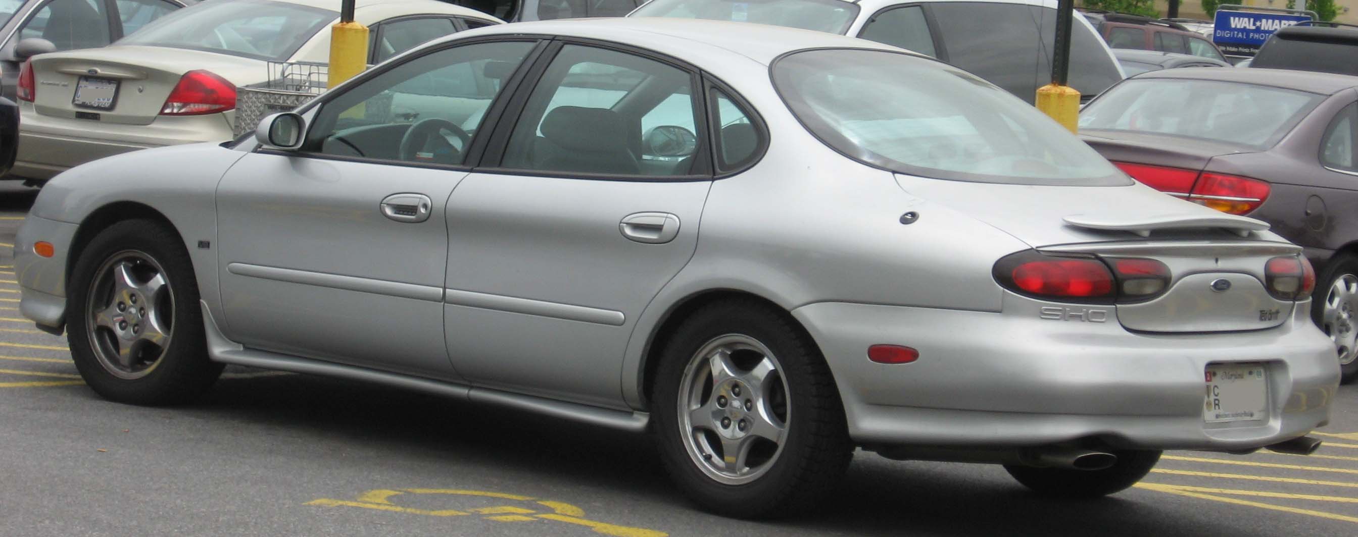 File:1996-1999 Ford Taurus SHO rear.jpg - Wikimedia Commons