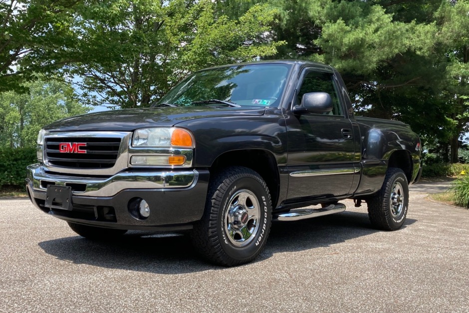 2004 GMC Sierra 1500 SLE Sportside 4x4 for sale on BaT Auctions - sold for  $13,250 on August 17, 2020 (Lot #35,216) | Bring a Trailer
