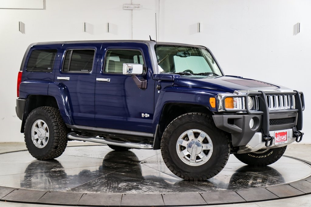 Pre-Owned 2009 Hummer H3 Luxury 4D Sport Utility in Austin #98110347 | Nyle  Maxwell Chrysler Dodge Jeep Ram