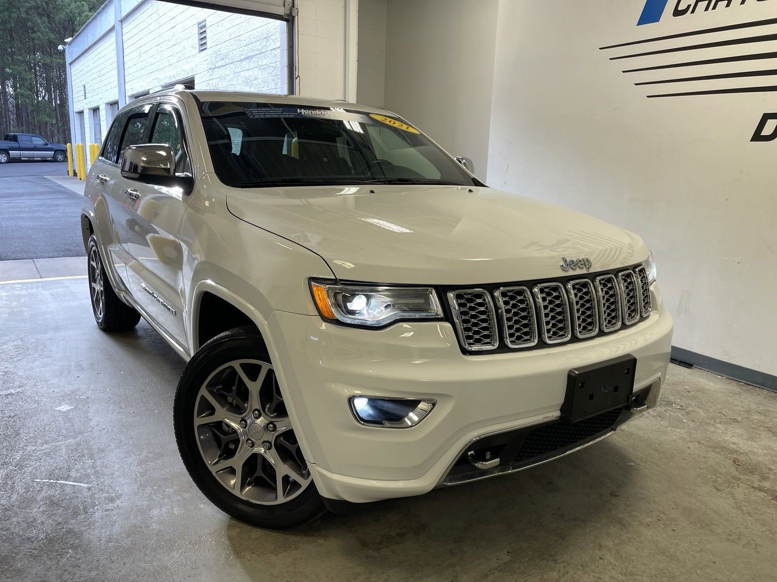Pre-Owned 2021 Jeep Grand Cherokee Overland SUV in Cary #SA62976 | Hendrick  Dodge Cary