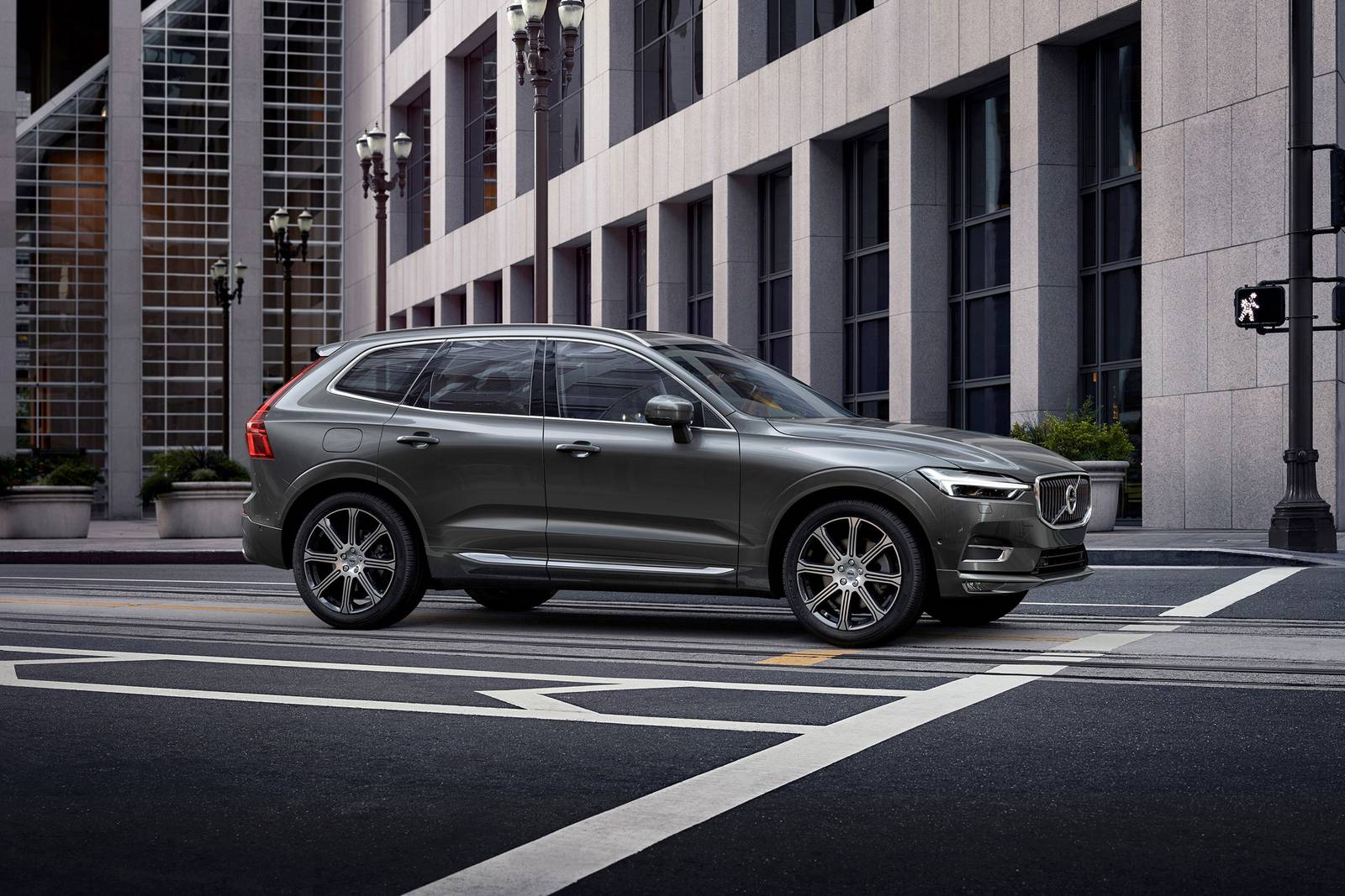 2020 Volvo XC60 Review & Ratings | Edmunds