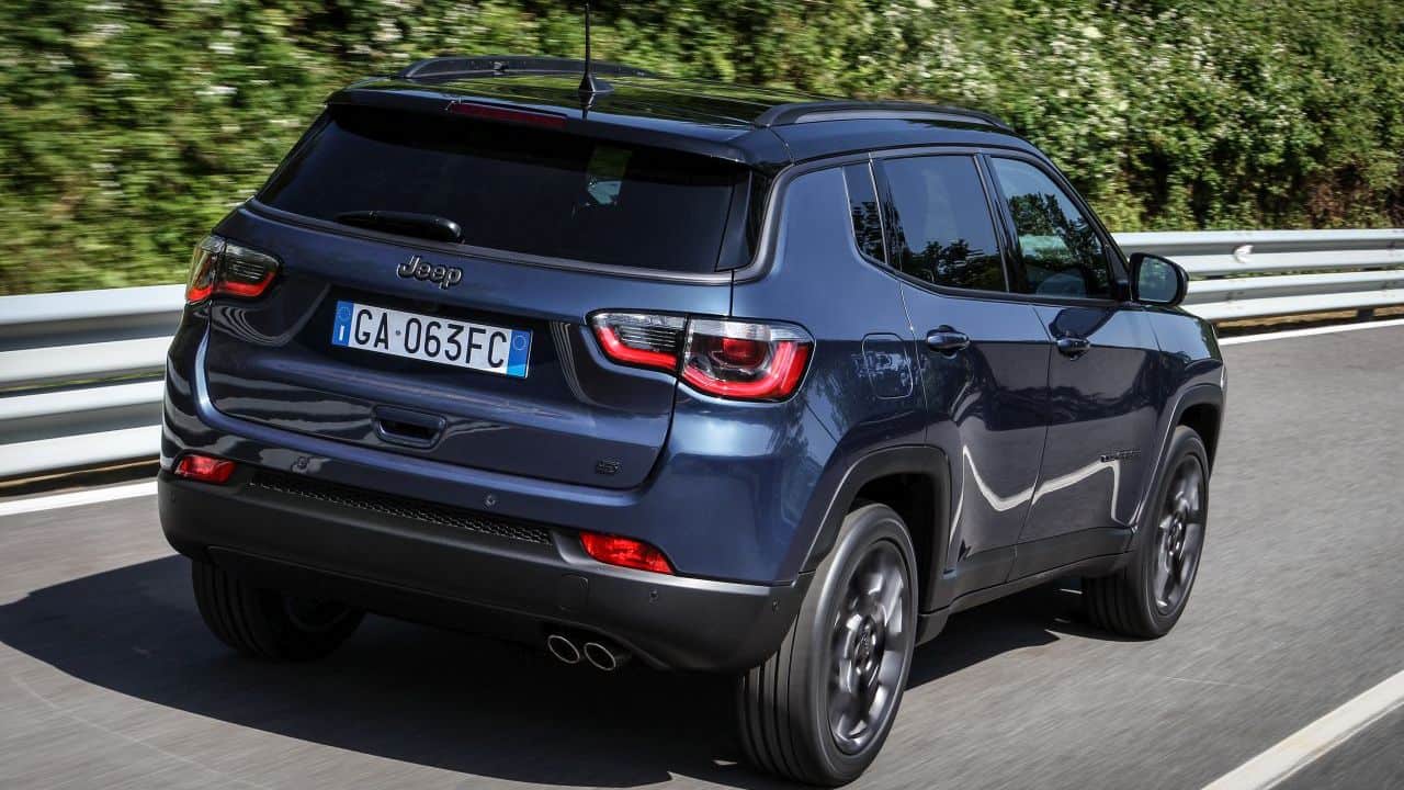 Jeep unveils the 2021 Compass SUV, comes with hard-to-notice mid-life  makeover- Technology News, Firstpost