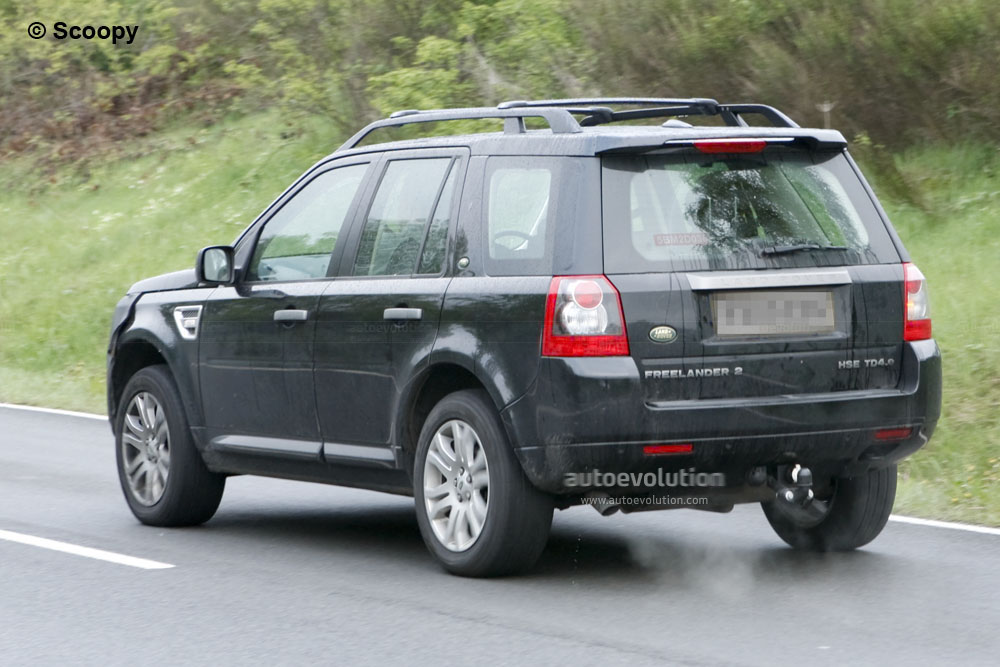 Spyshots: 2011 Land Rover Freelander (LR2) Facelift - autoevolution
