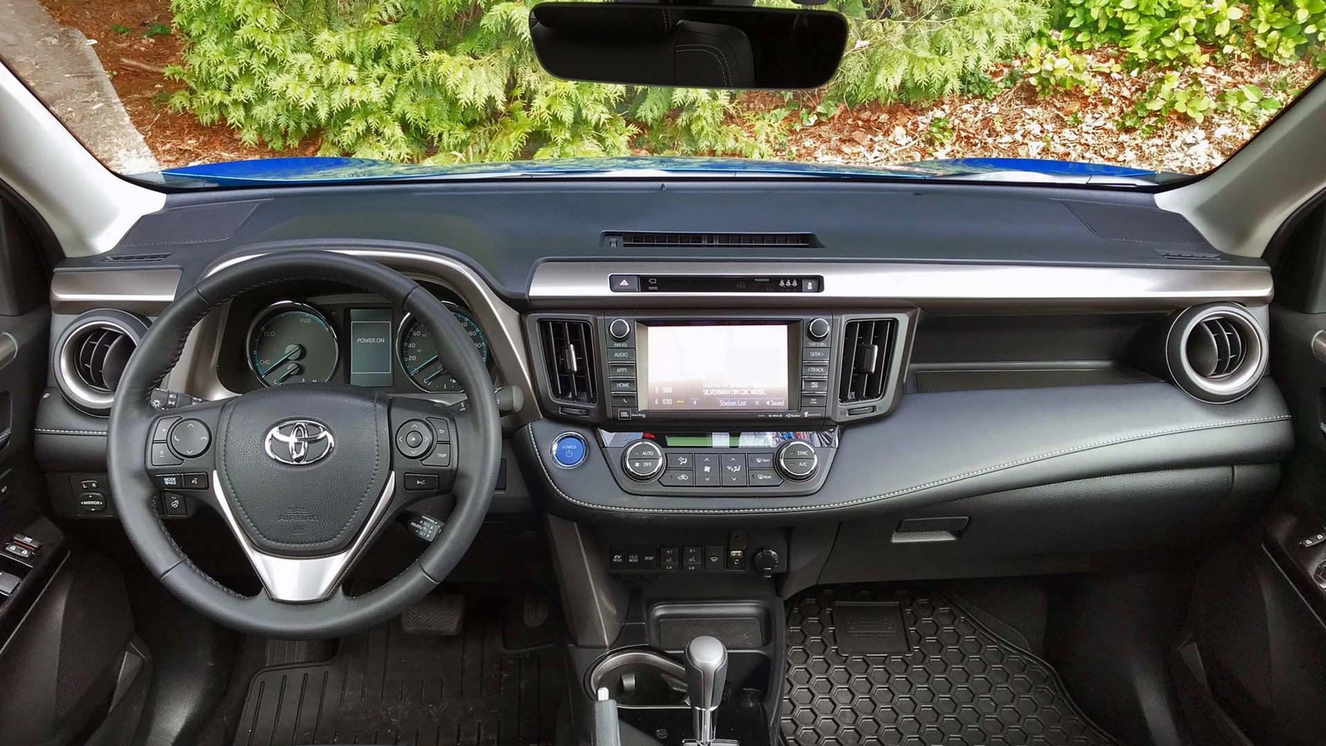 2018 Toyota RAV4 Hybrid Test Drive Review | AutoTrader.ca